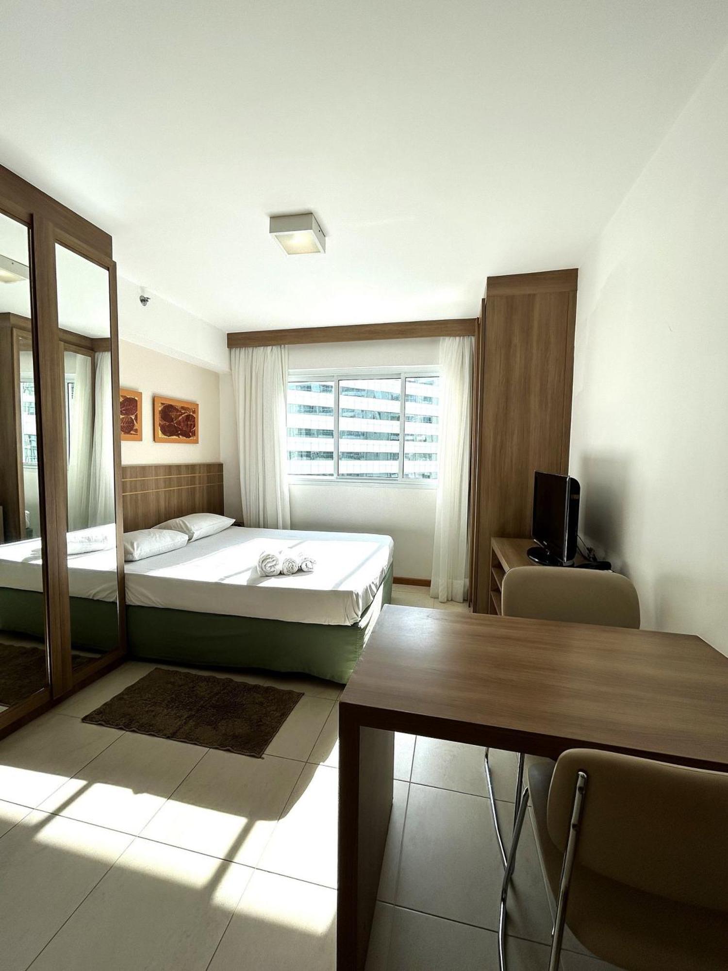 Sm1214 Flat Com Excelente Localizacao Em Regiao Central Brasília Exteriér fotografie