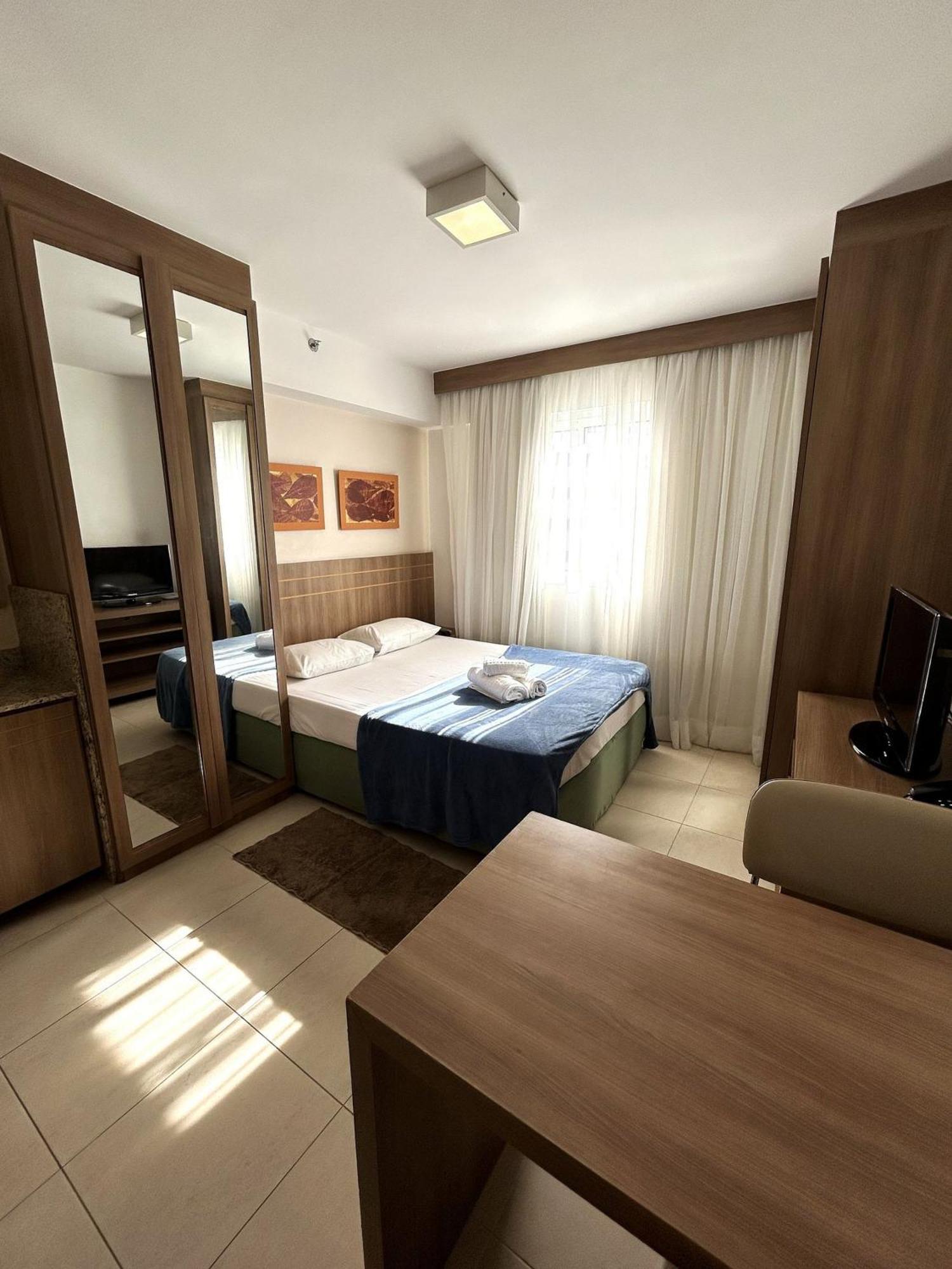 Sm1214 Flat Com Excelente Localizacao Em Regiao Central Brasília Exteriér fotografie
